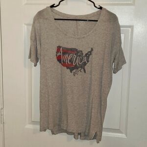 Old Navy Womens Boyfriend Light Heathered Gray Patriotic America Love Shirt Med